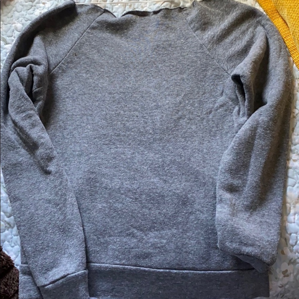 Sweater - Picture 4 of 4